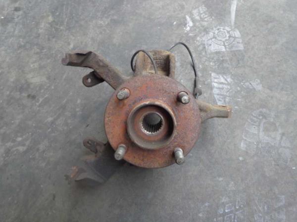 MOYEU AVANT GAUCHE FORD FOCUS 18TDDI/TDCI 98+ - Vue 1